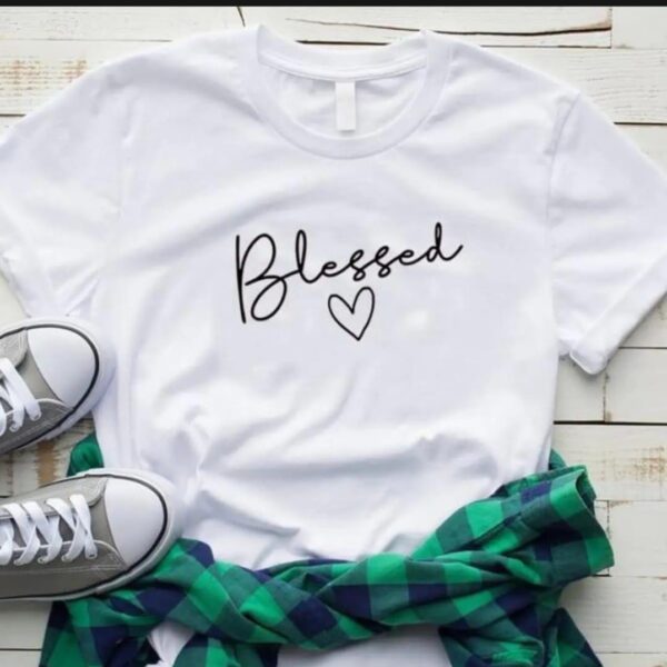 Comfortable & Stylish Women’s Printed T-Shirt – Ready to Wear