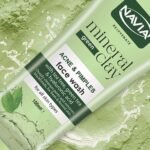 Navia Green Clay Acne & Pimple Face Wash - Tea Tree & HA (100ml) - Image 3